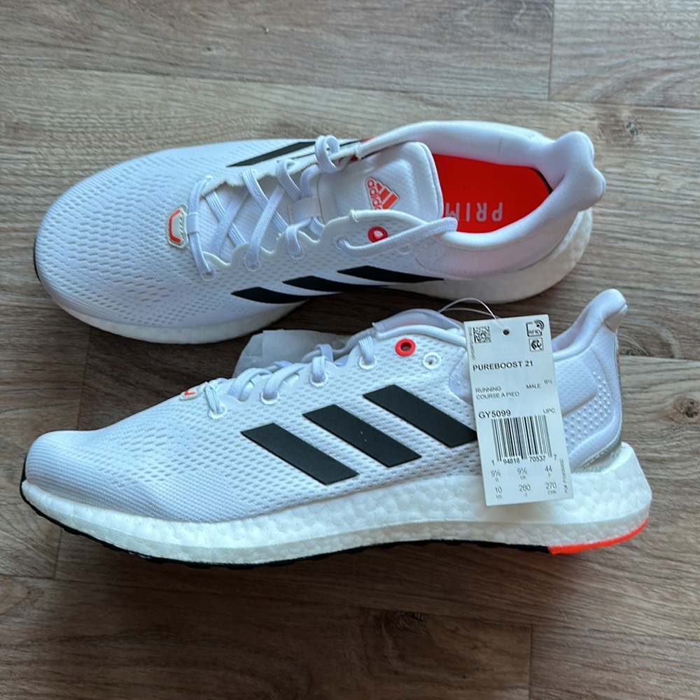 NWT Adidas PureBoost 21 Men’s Size 10 White/ Black/ Solar Red
